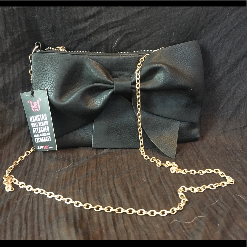 Just fab black crossover bag